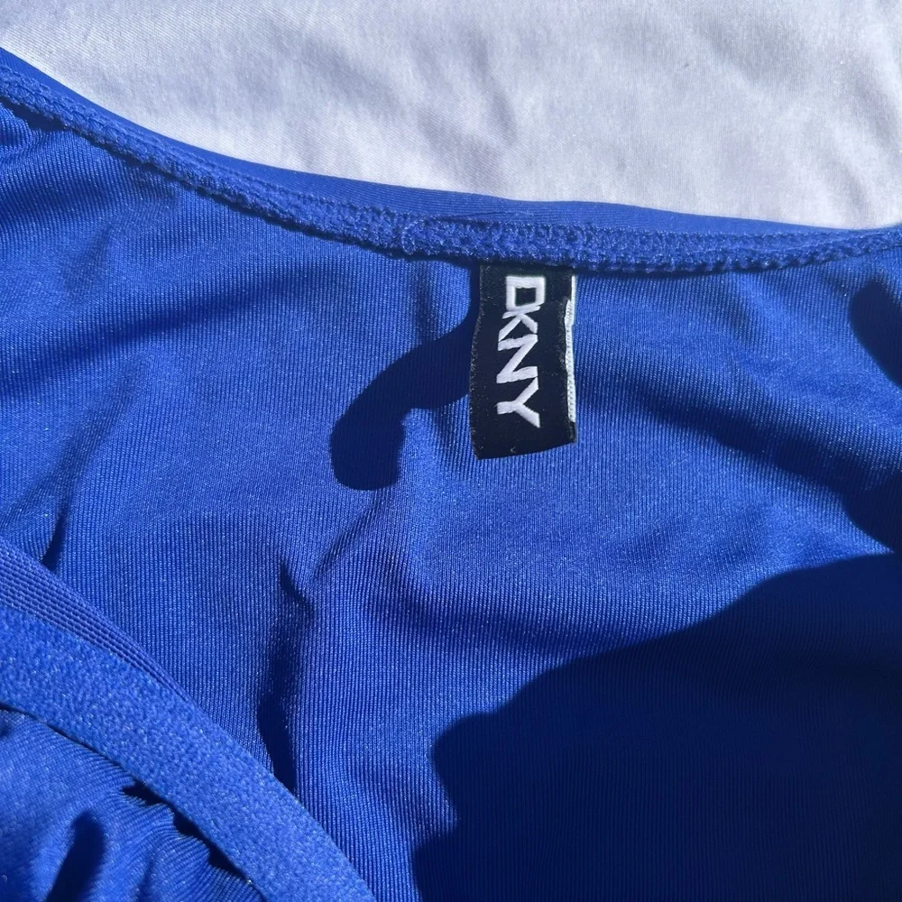 Dkny Cobalt Blue Ruffle-Shoulder One-Piece Swimsuit colorful classic - Picture 5 of 8